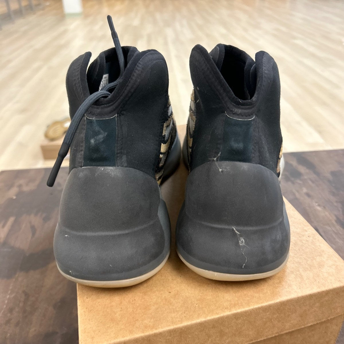 adidas Yeezy QNTM Amber Tint Size 12 (Pre-Owned) - Image 4