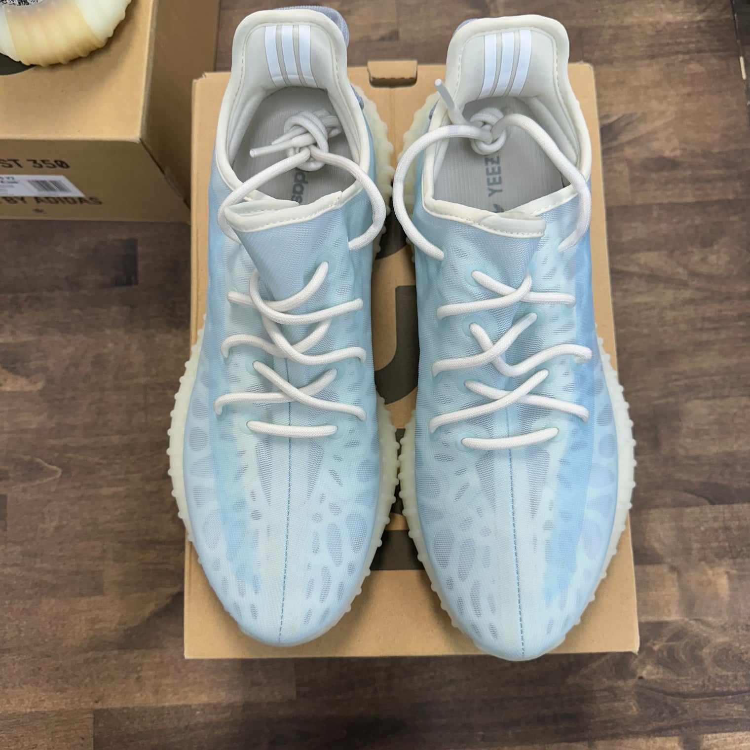 Yeezy Boost 350 V2 Mono Ice (USED)