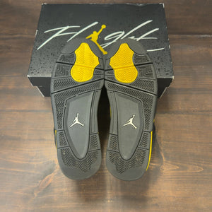 Jordan 4 Retro Thunder (2023) - Image 6