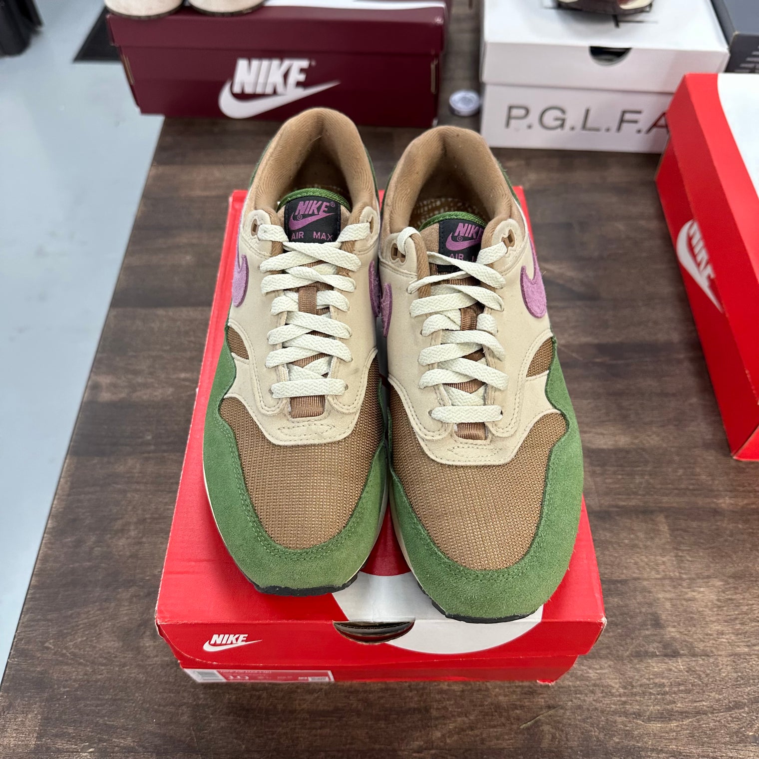 Tree Line Air Max 1 (USED)