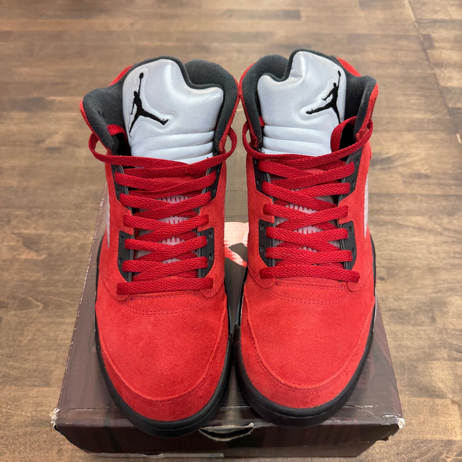 Raging Bull Red Jordan 5 Retro (2021) (USED)