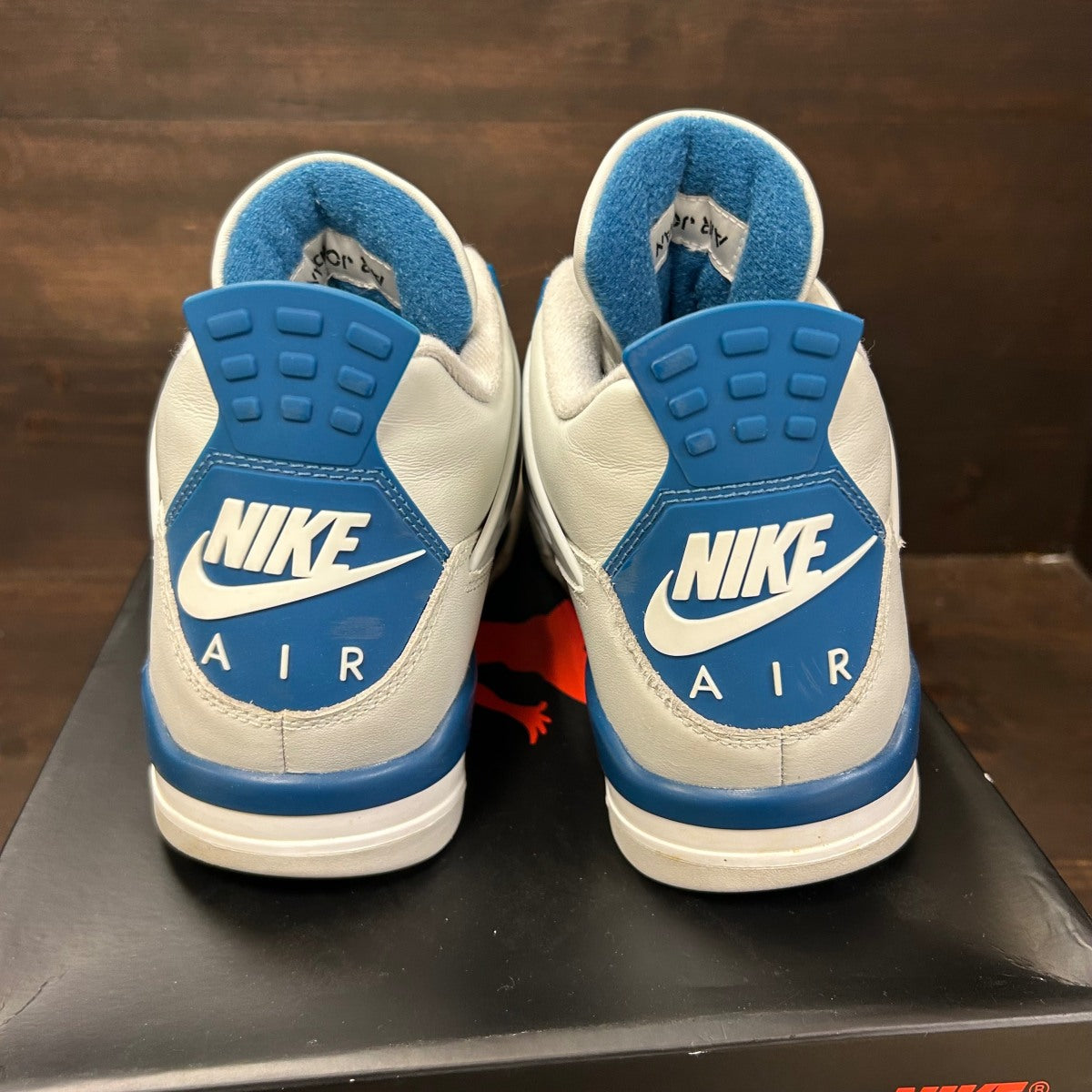 Jordan 4 Retro Military Blue (2024) - Image 5