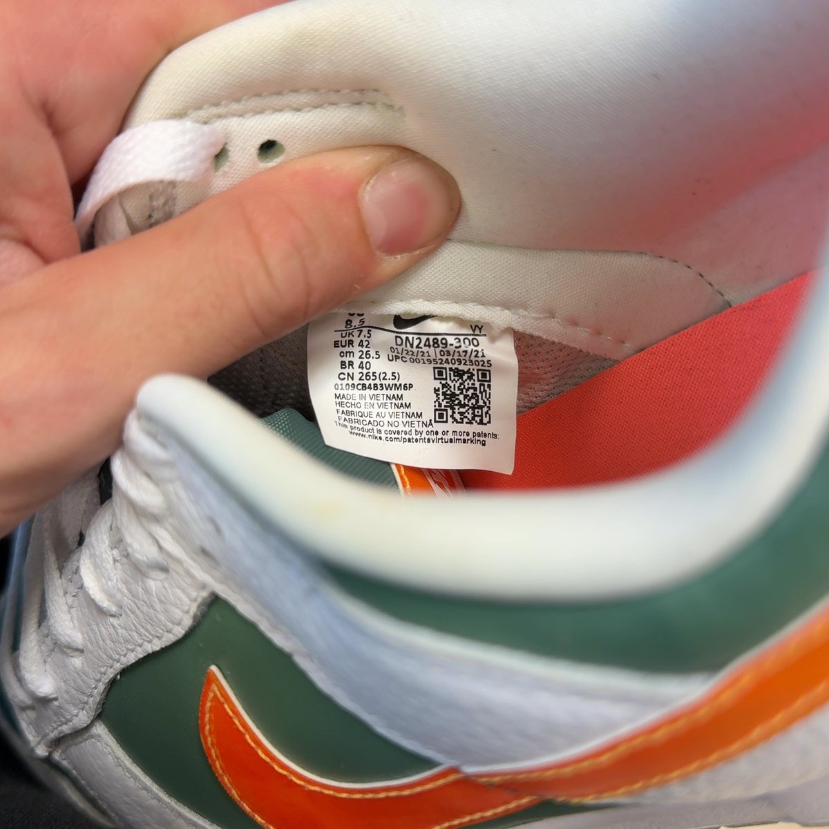 Nike Dunk Low SE NY vs. NY Size 8.5 - aux