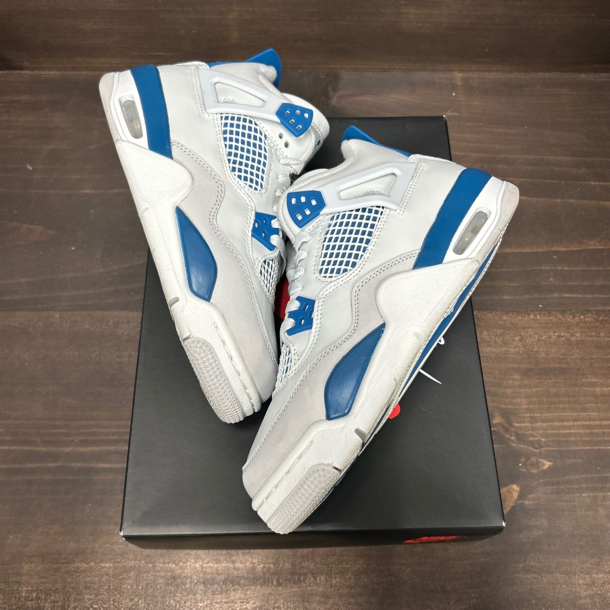 Jordan 4 Retro Military Blue (2024) (GS) - Image 2