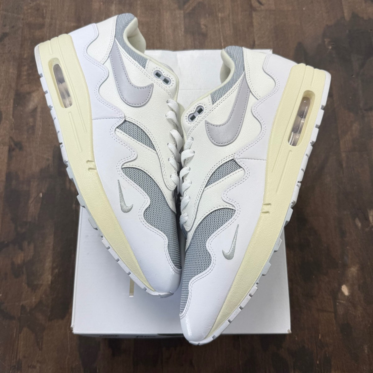Nike Air Max 1 Patta Waves White Size 12 (Pre-Owned) - Image 1