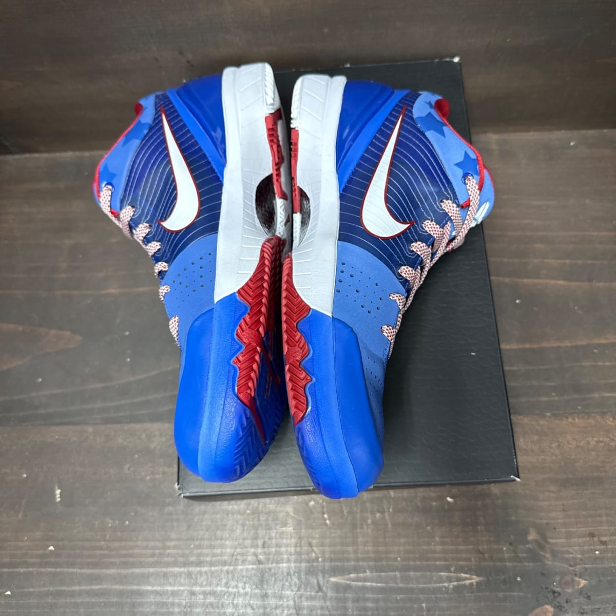 Nike Kobe 4 Protro Philly (2024) Size 9.5 (Pre-Owned) - side
