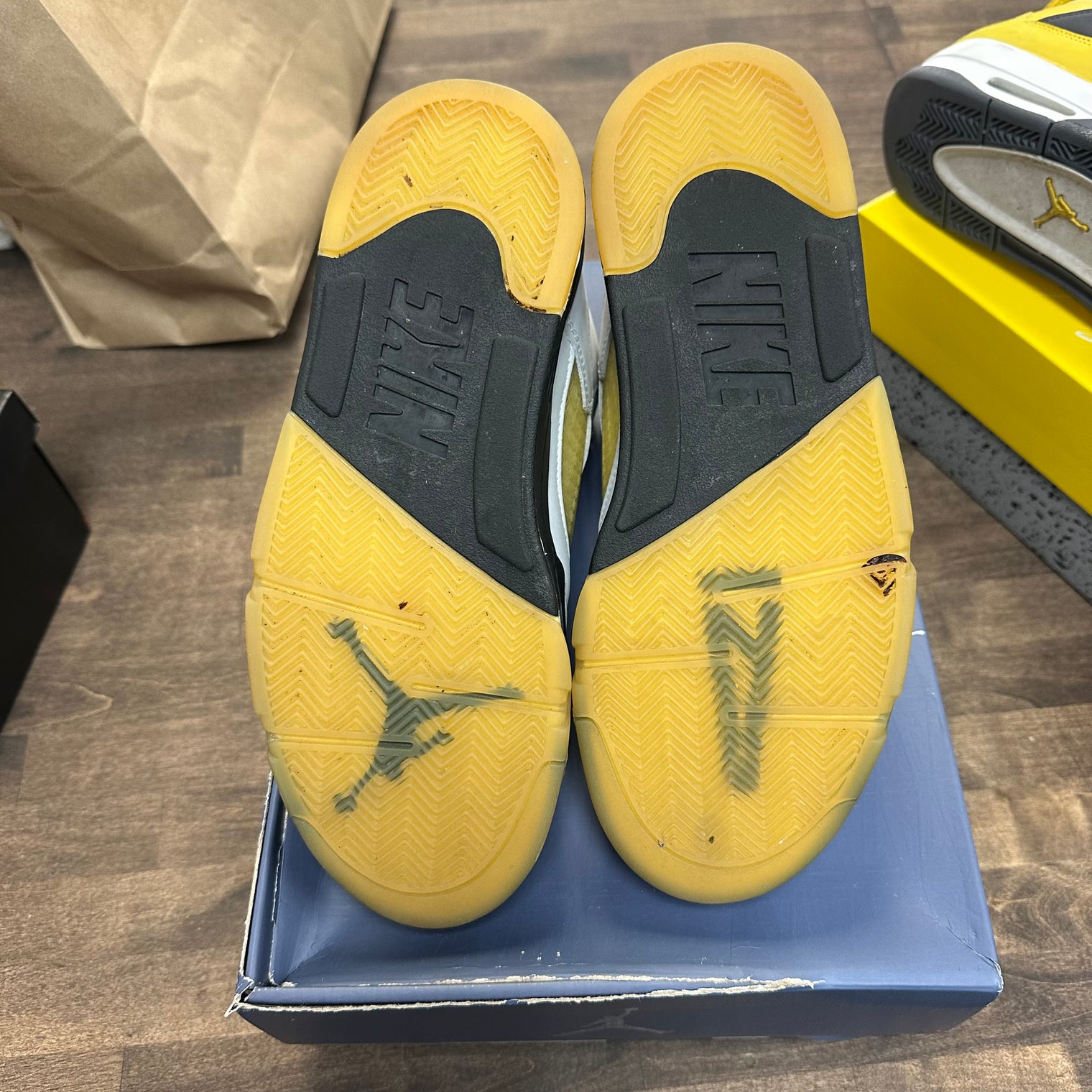 Air Jordan 5 A Ma Maniére Dawn (W) (USED)