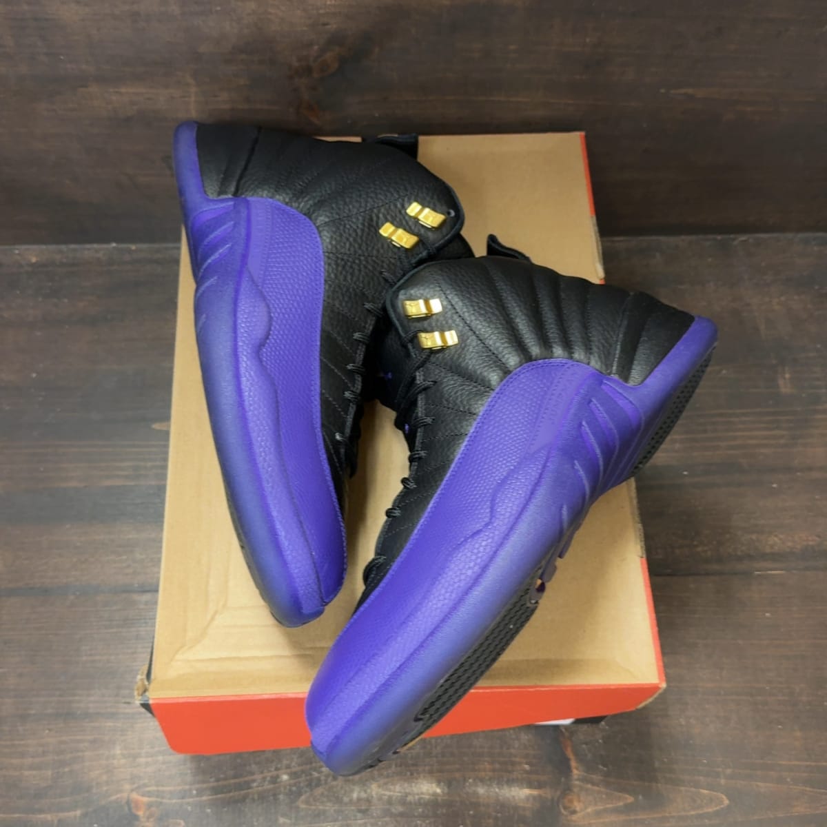 Jordan 12 Retro Field Purple Size 11 (Pre-Owned) - back