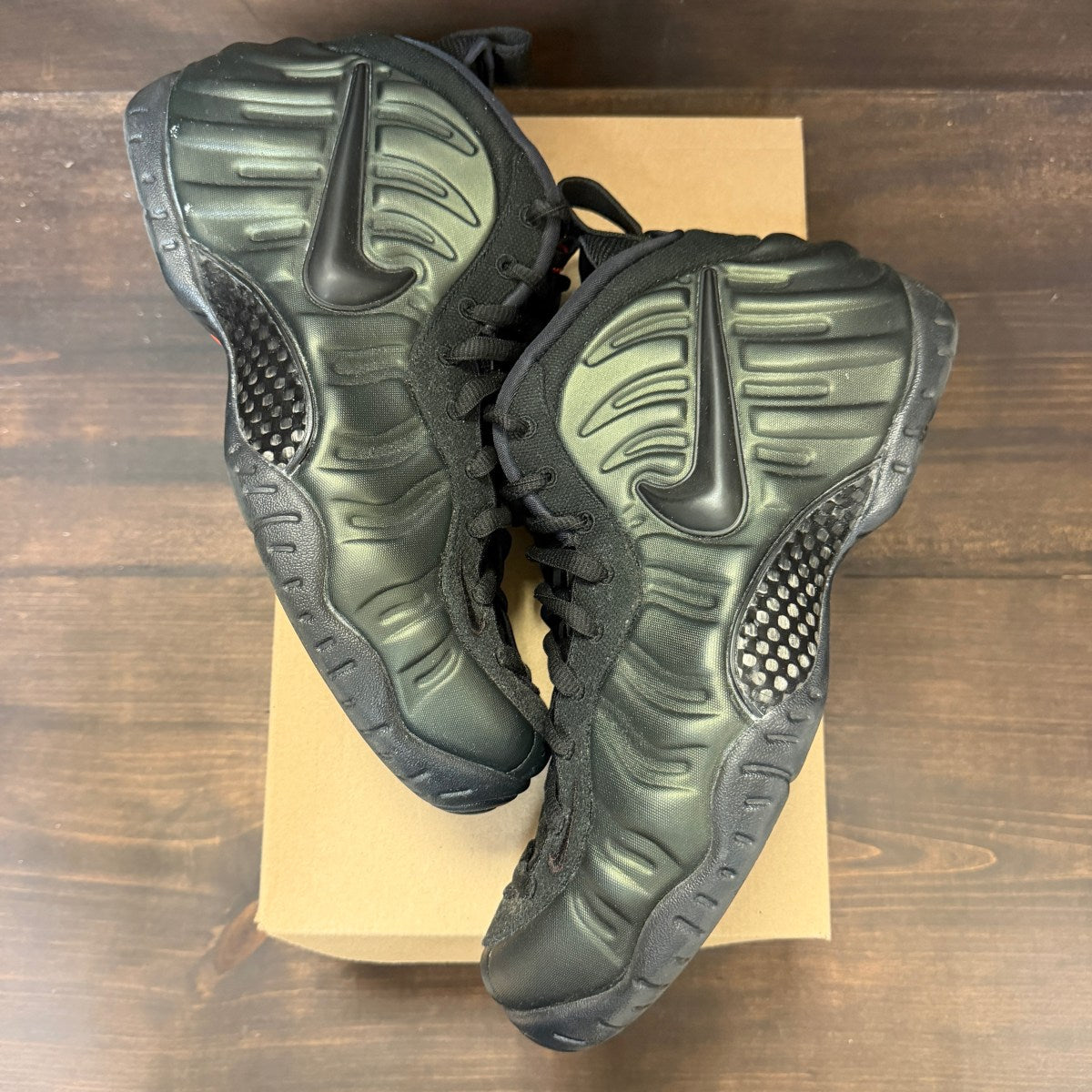 Nike Air Foamposite Pro Sequoia Size 11 (Pre-Owned) - Image 2