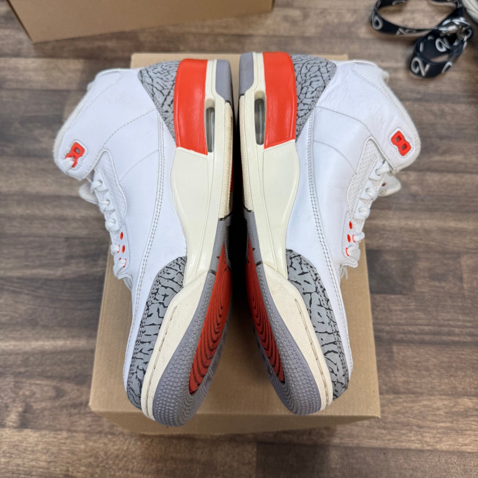 Jordan 3 Retro Georgia Peach (US 11.5W) (USED, No Box)