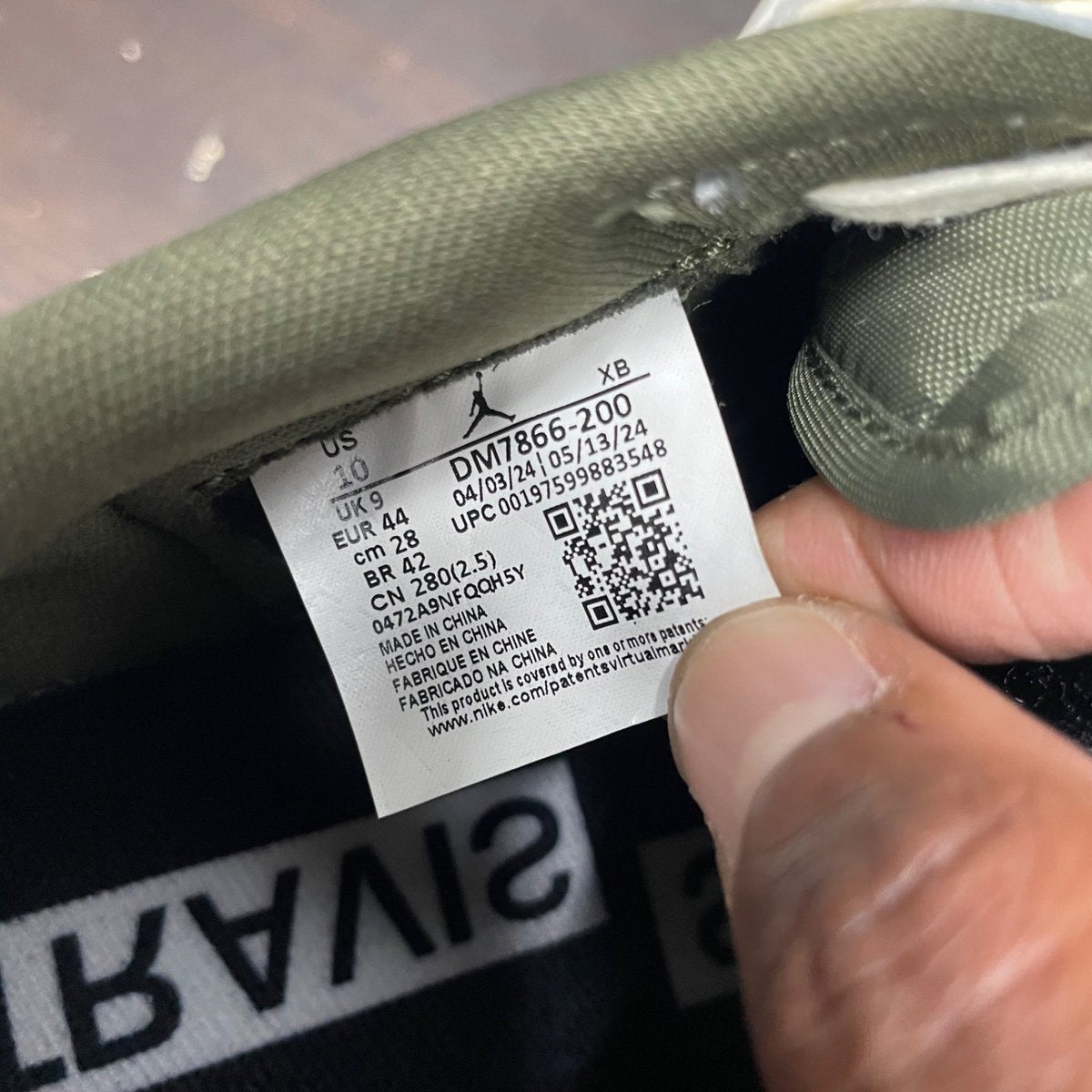 Jordan 1 Retro Low OG SP Travis Scott Medium Olive Size 10 (Pre-Owned) - aux