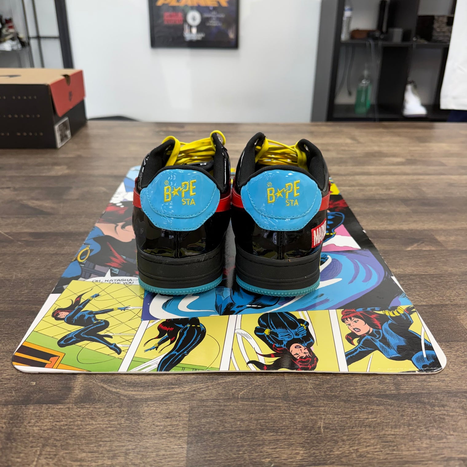 Marvel Comics Black Widow A Bathing Ape Sta (2022) (USED)