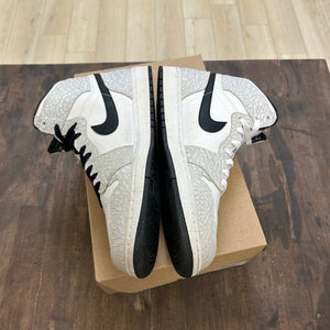 Jordan 1 Retro White Elephant Print Size 12 (Pre-Owned) - Image 3