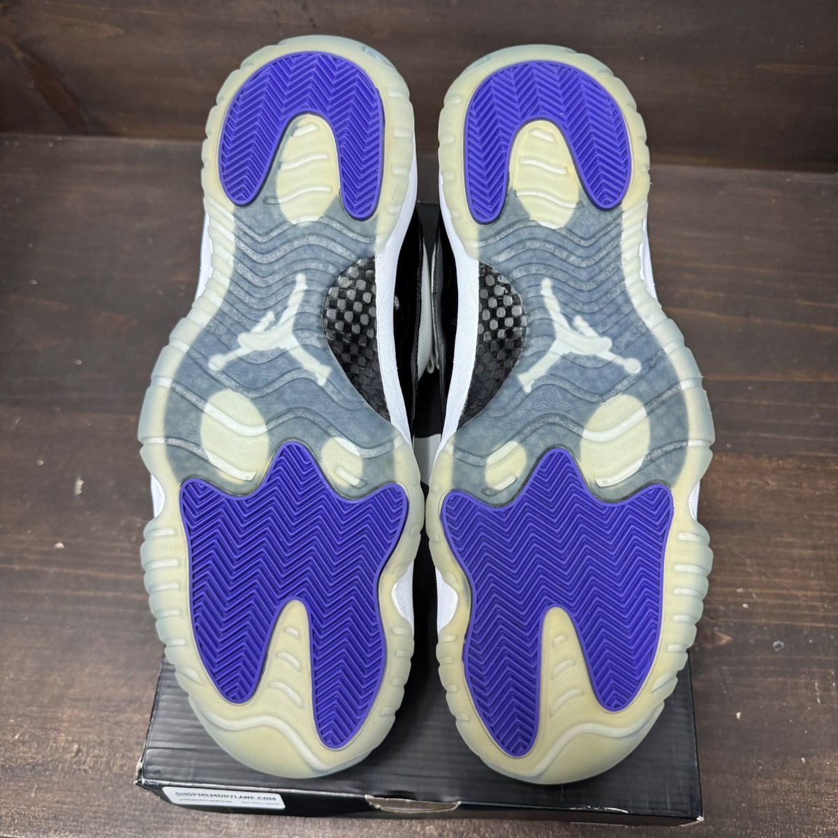 Jordan 11 Retro Low Concord Size 14 (Pre-Owned) - box
