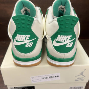 Jordan 4 Retro SB Pine Green Size 10 (Pre-Owned) - aux