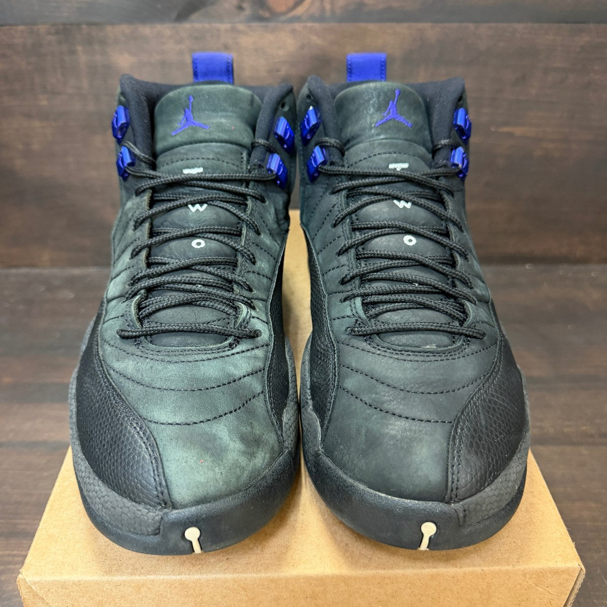 Jordan 12 Retro Black Dark Concord Size 9.5 (Pre-Owned) - Image 3