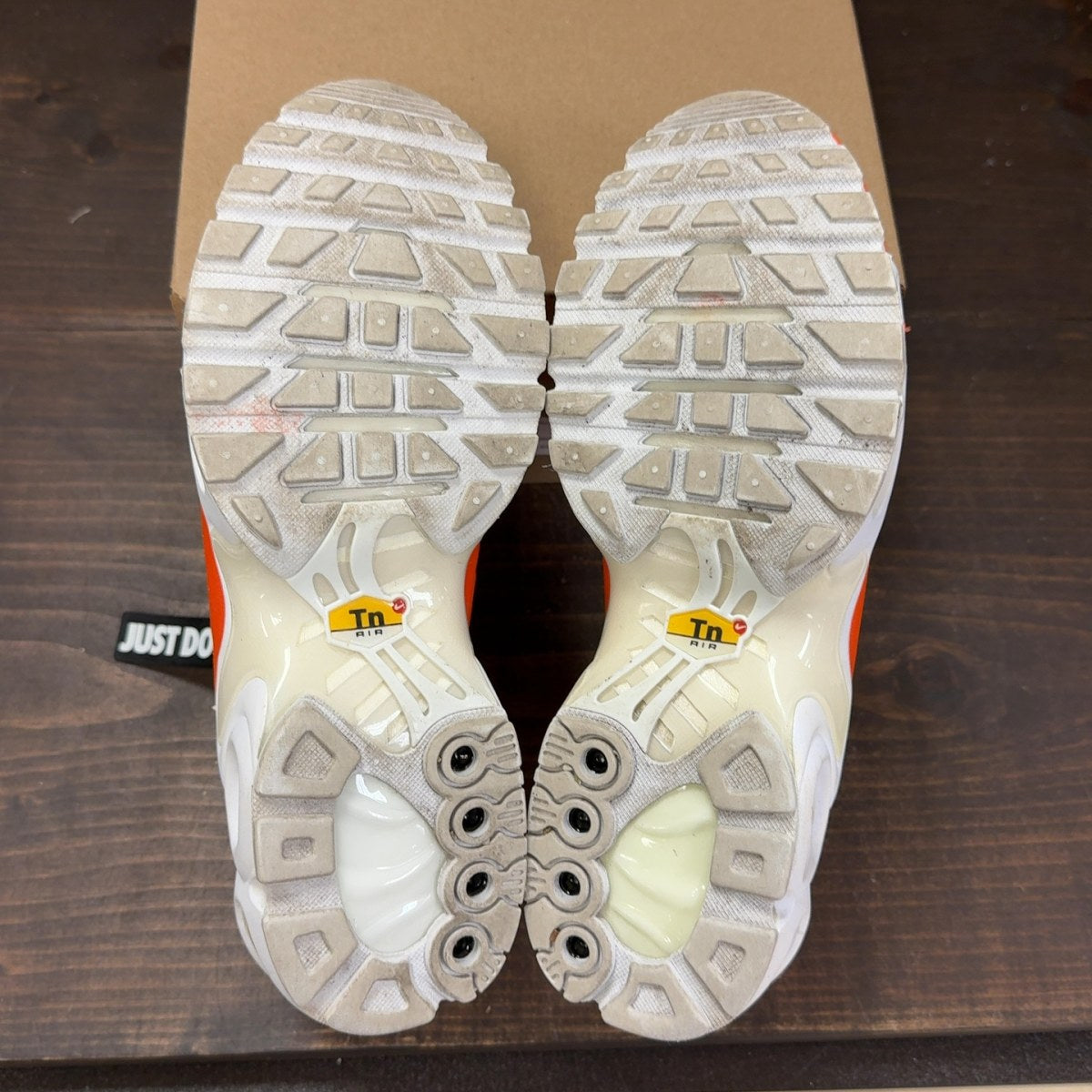 Nike Air Max Plus Just Do It Pack Orange (Women's) Size 7.5W (Pre-Owned) - Image 8