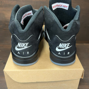 Jordan 5 Retro OG Black Metallic Reimagined Size 9 (Pre-Owned) - Image 5