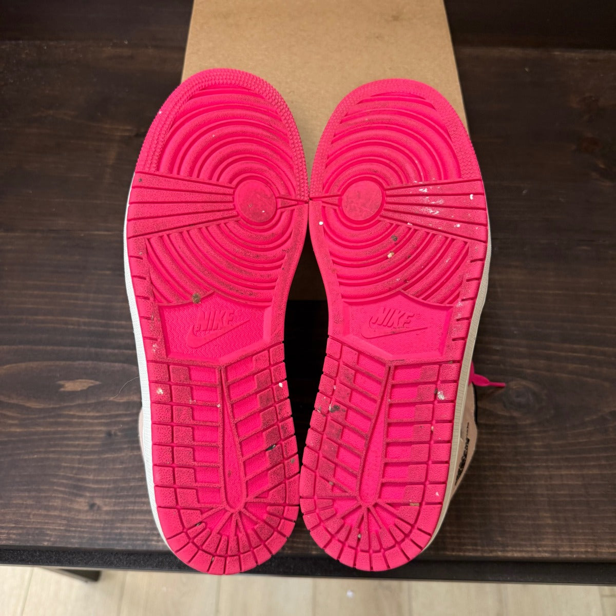 Jordan 1 Mid Crimson Tint Size 11 (Pre-Owned) - Image 10