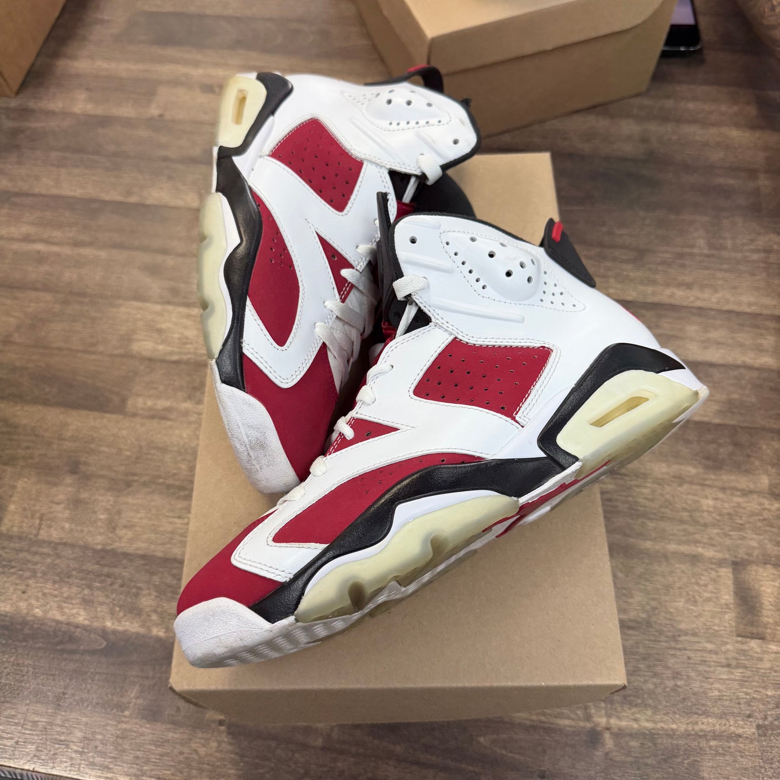 Carmine Jordan 6 Retro (USED, No Box)