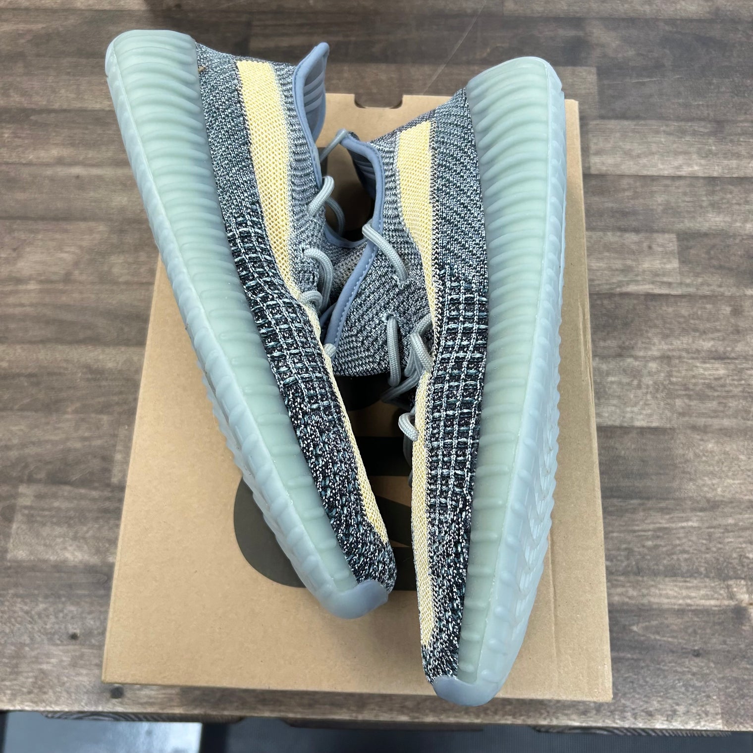 Ash Blue Yeezy 350 (Used)