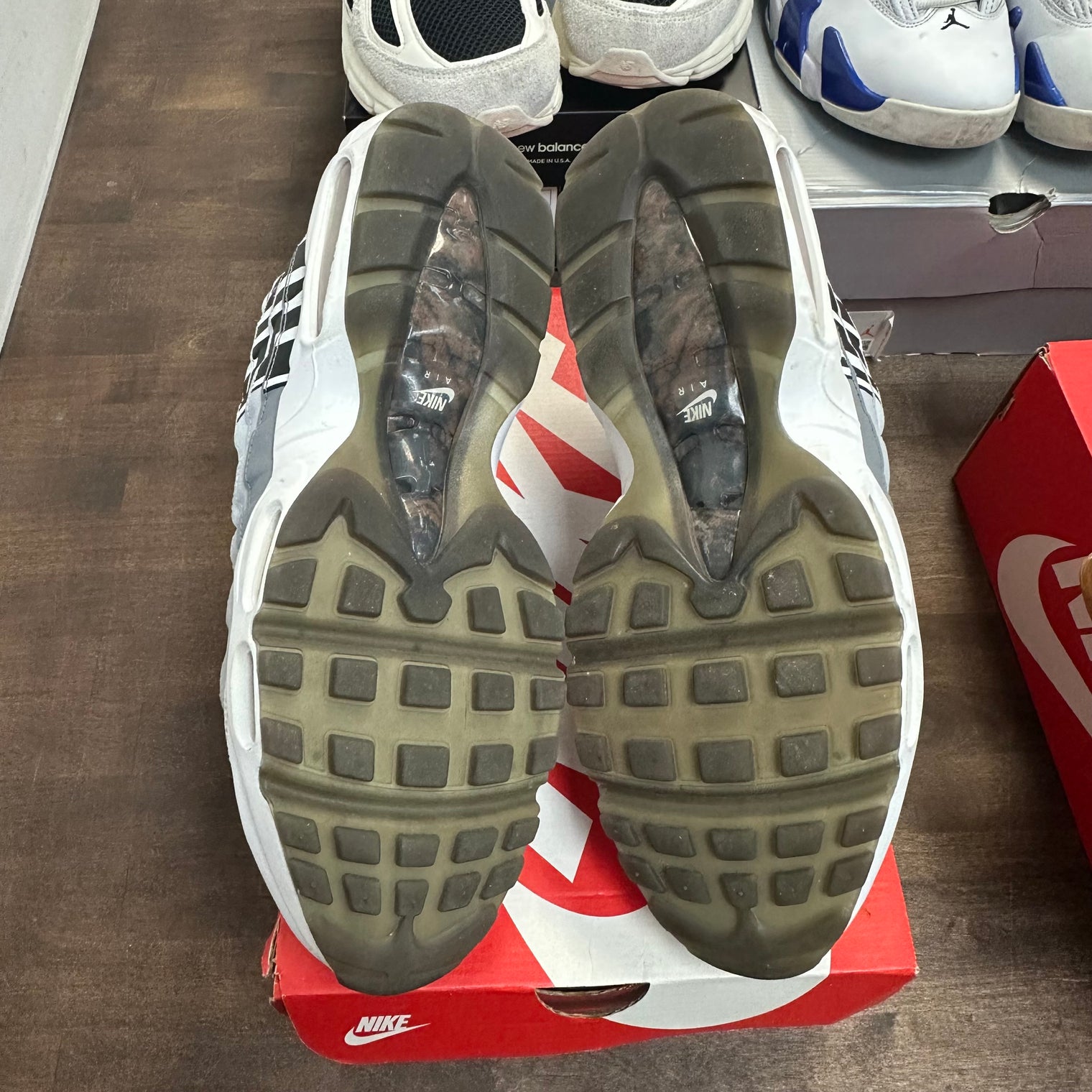 City Pride Houston Air Max 95 (USED, Replacement Box)