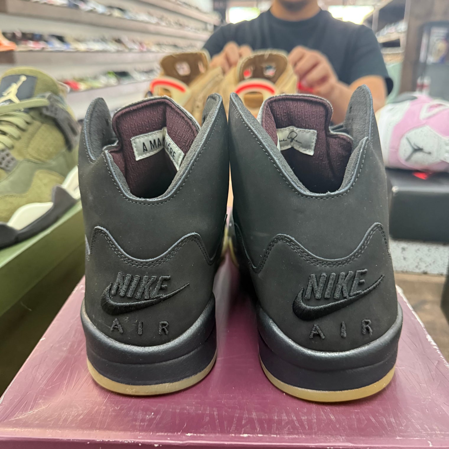 A Ma Maniere Dusk Jordan 5 (USED)