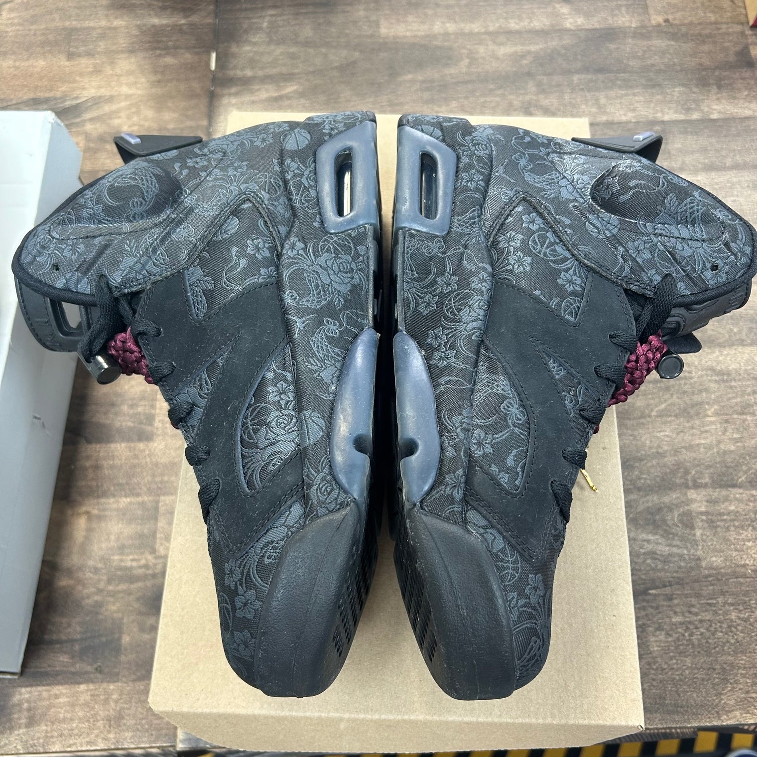 SD Triple Black Jordan 6 (W) (USED,No Box)