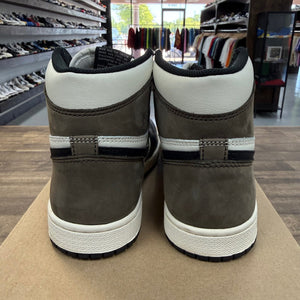 Jordan 1 Retro High Dark Mocha Size 5.5 (Pre-Owned) - Image 4