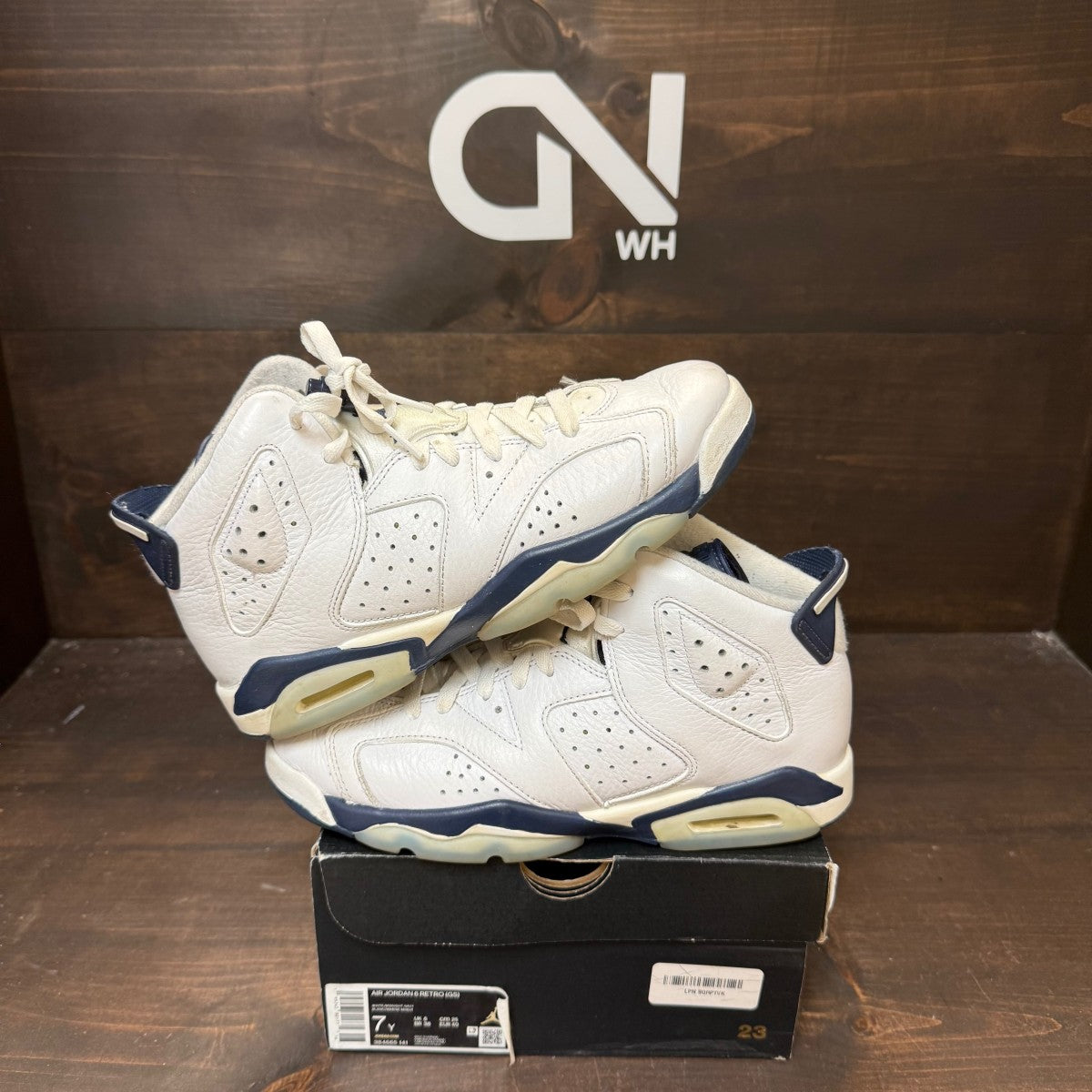 Jordan 6 Retro Midnight Navy (2022) (GS) - Image 1