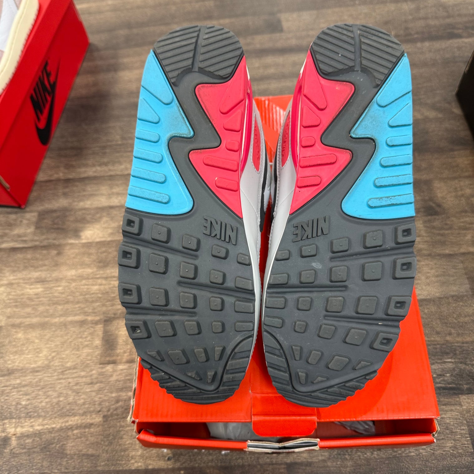 Chlorine Blue Air Max 90 (USED, Replacement Box)