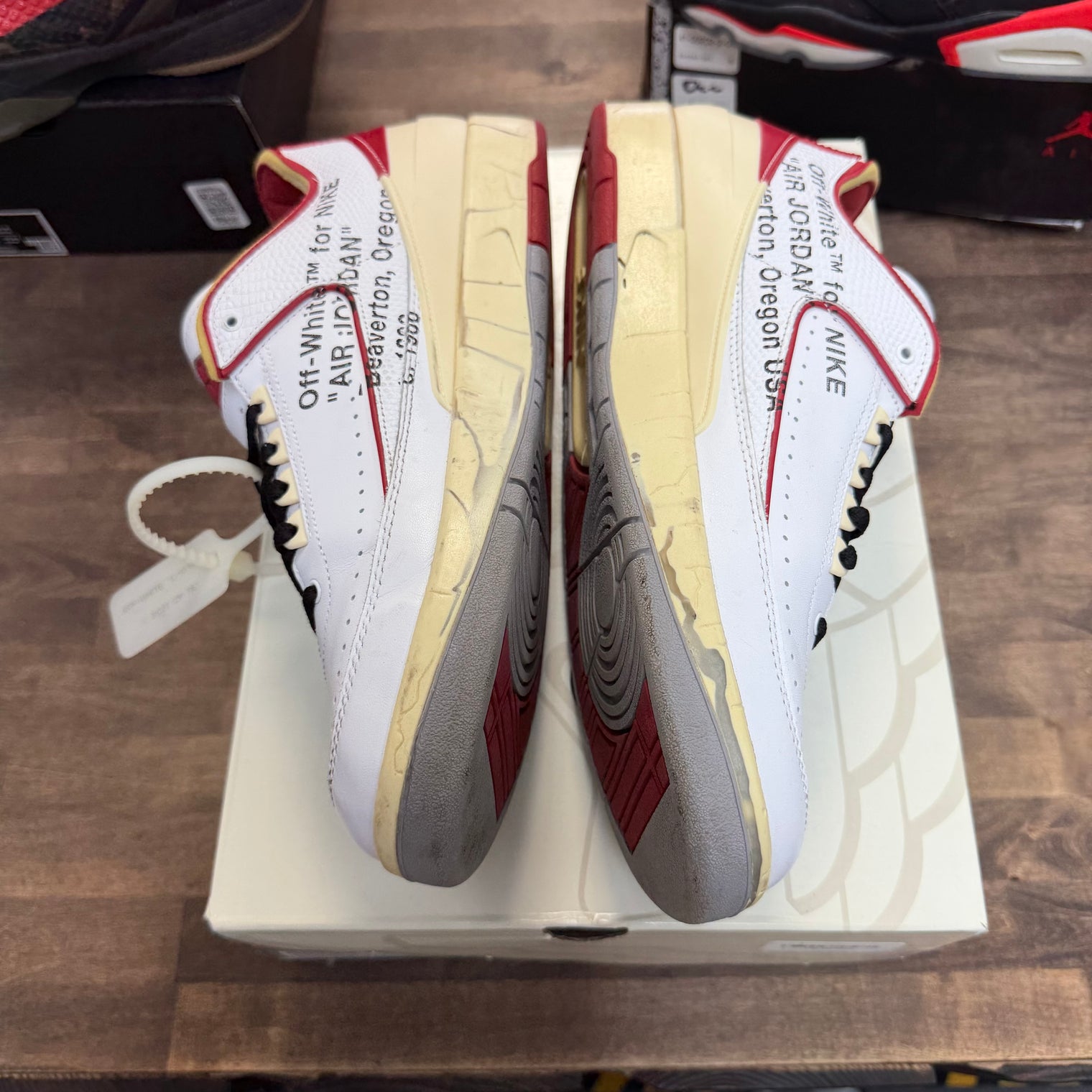 Off-White White Red Jordan 2 Retro Low SP (USED)