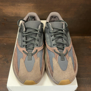 adidas Yeezy Boost 700 Mauve Size 8 (Pre-Owned) - Image 3