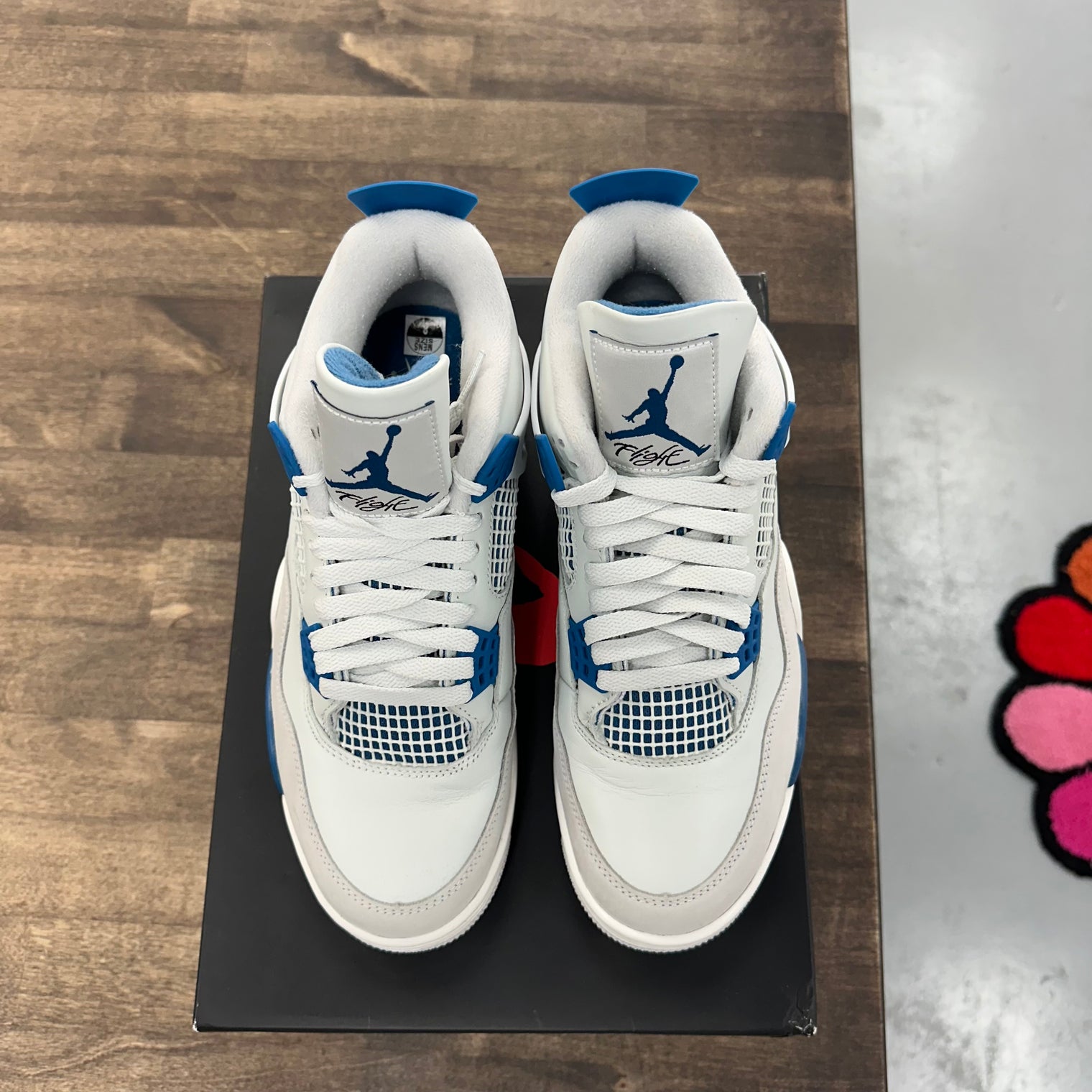 Jordan 4 Retro Military Blue (2024) (US 8) (USED)