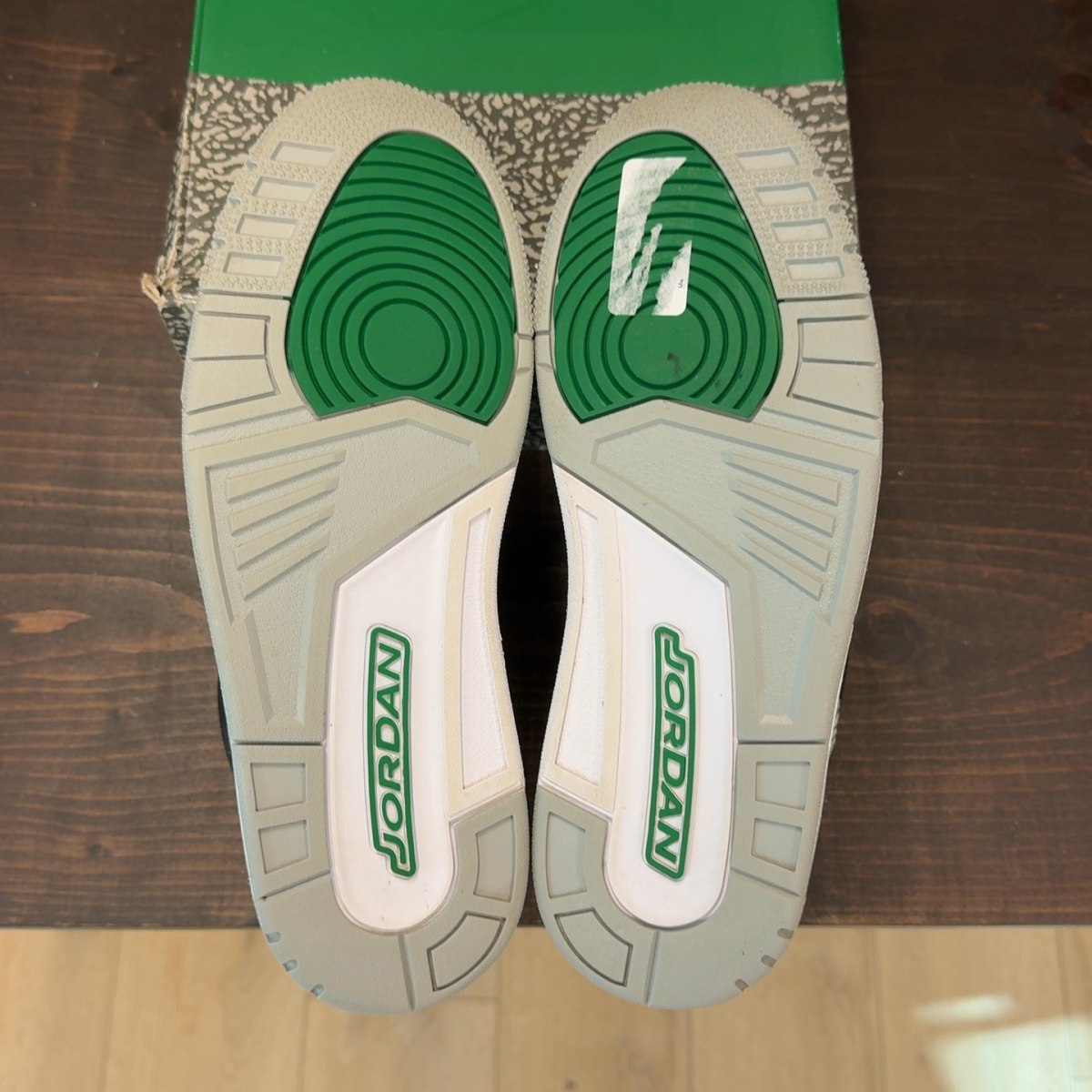 Jordan 3 Retro Pine Green - Image 9