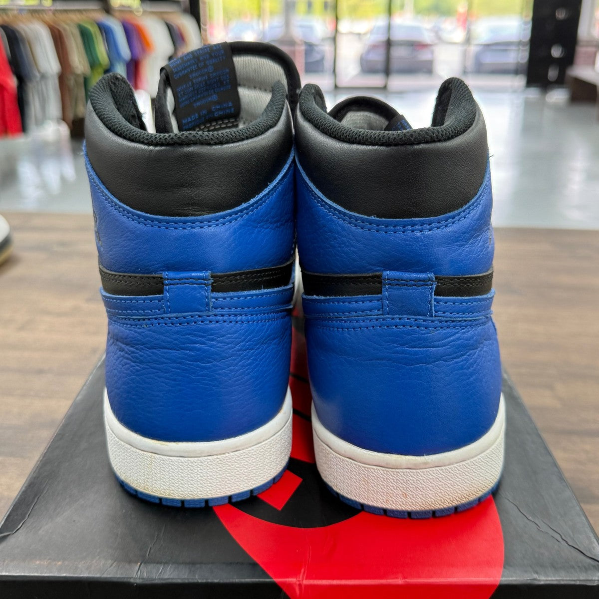 Jordan 1 Retro Royal (2017) - Image 4