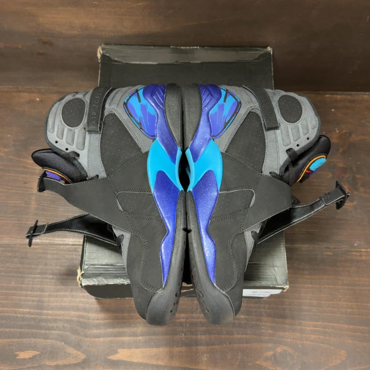 Jordan 8 Retro Aqua (2015) Size 10.5 (Pre-Owned) - aux