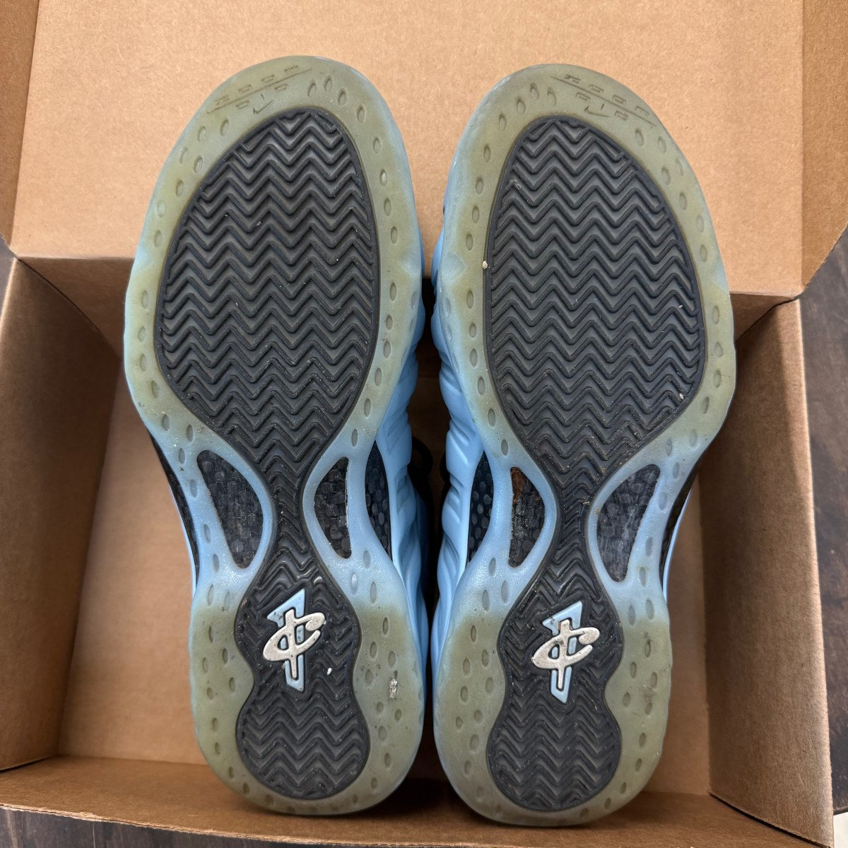 Nike Air Foamposite One Psychic Blue Size 10.5 (Pre-Owned) - Image 6