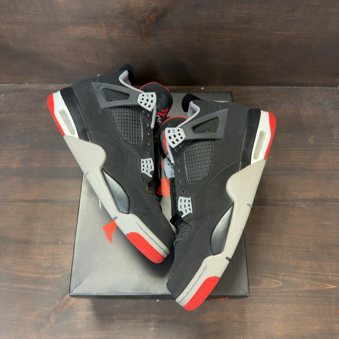 Jordan 4 Retro Bred (2019) - Image 1