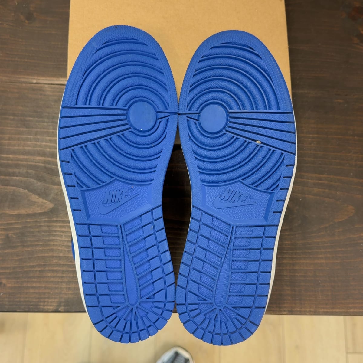 Jordan 1 Retro High Game Royal Size 8.5 (Pre-Owned) - aux