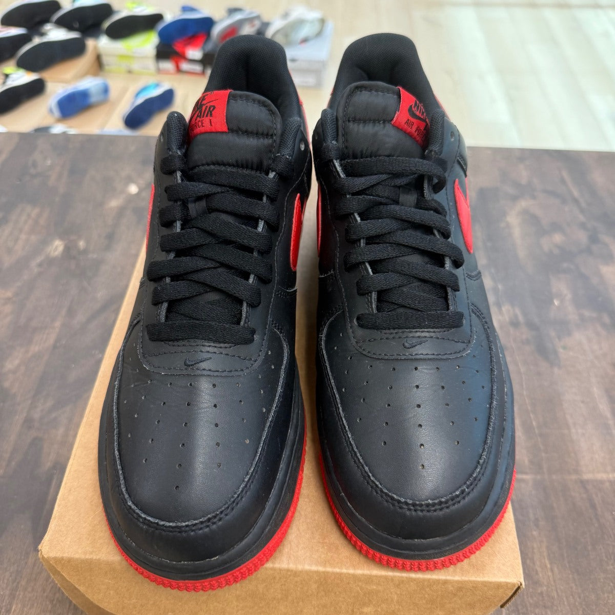 Nike Air Force 1 Low Bred Size 11 (Pre-Owned) - Image 2
