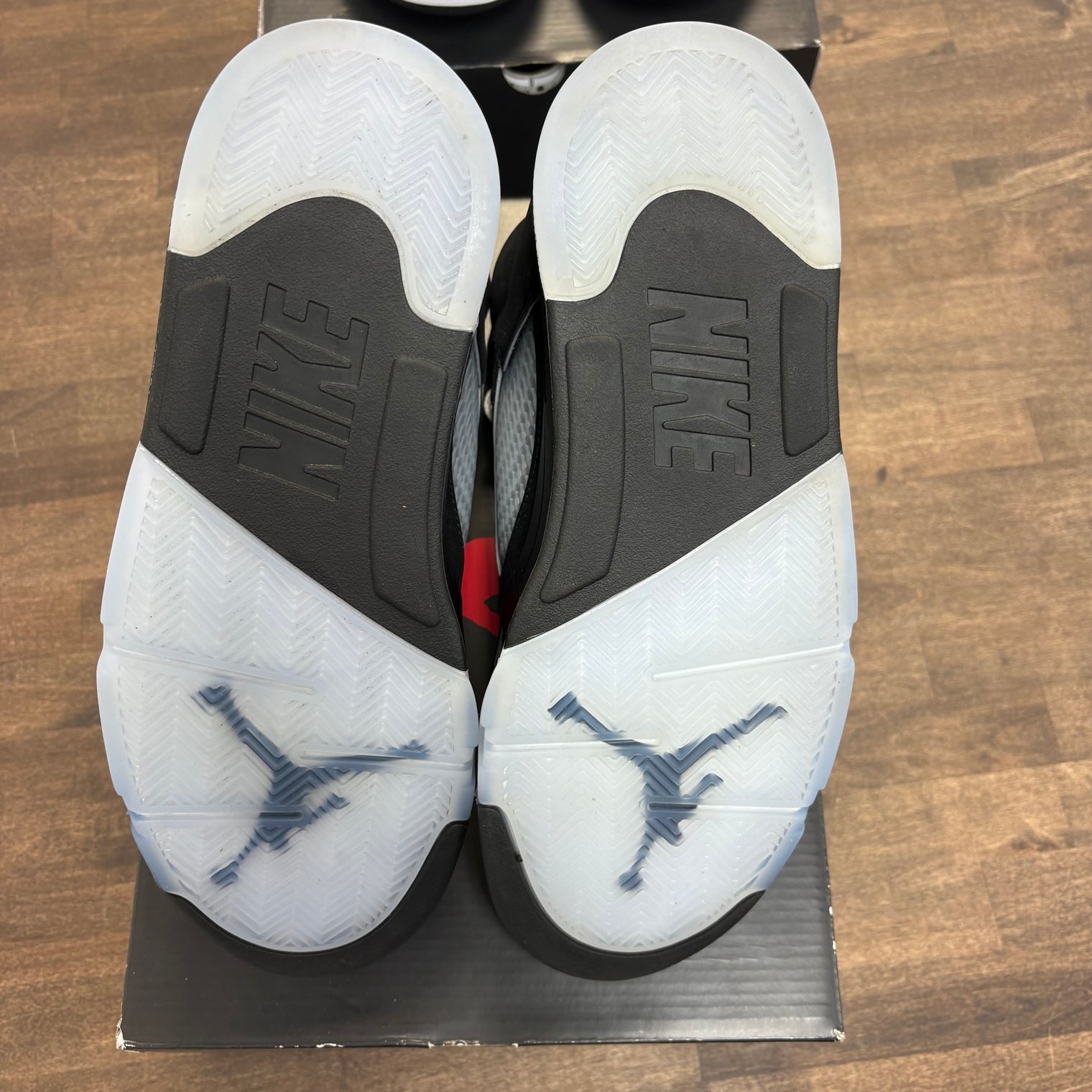 Black Metallic Jordan 5 (2025) (USED)