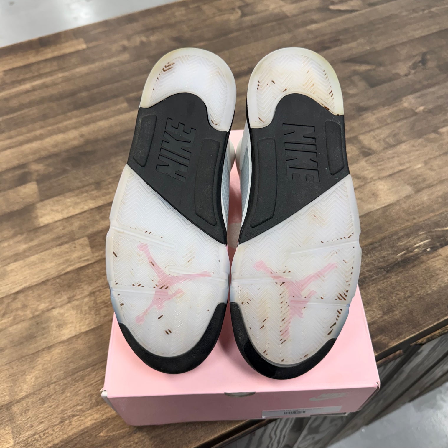 Medium Soft Pink Jordan 5 Retro (USED)