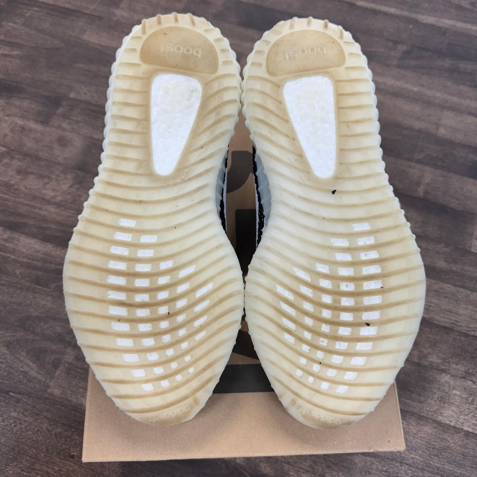 Zebra Yeezy 350 (USED)