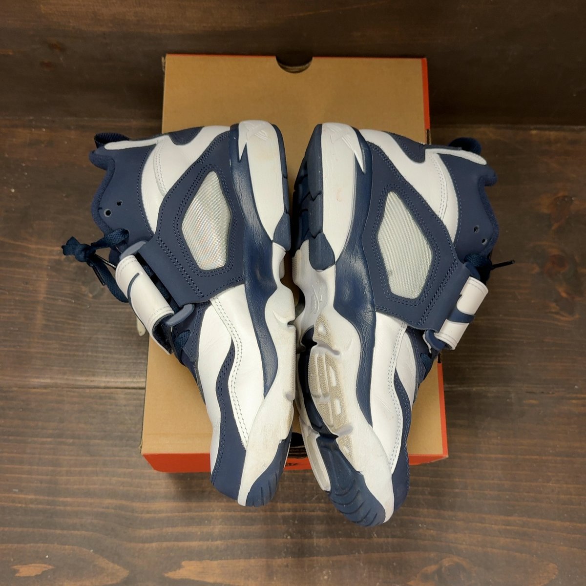 Nike Air Diamond Turf Cowboys Size 9.5 (Pre-Owned) - aux