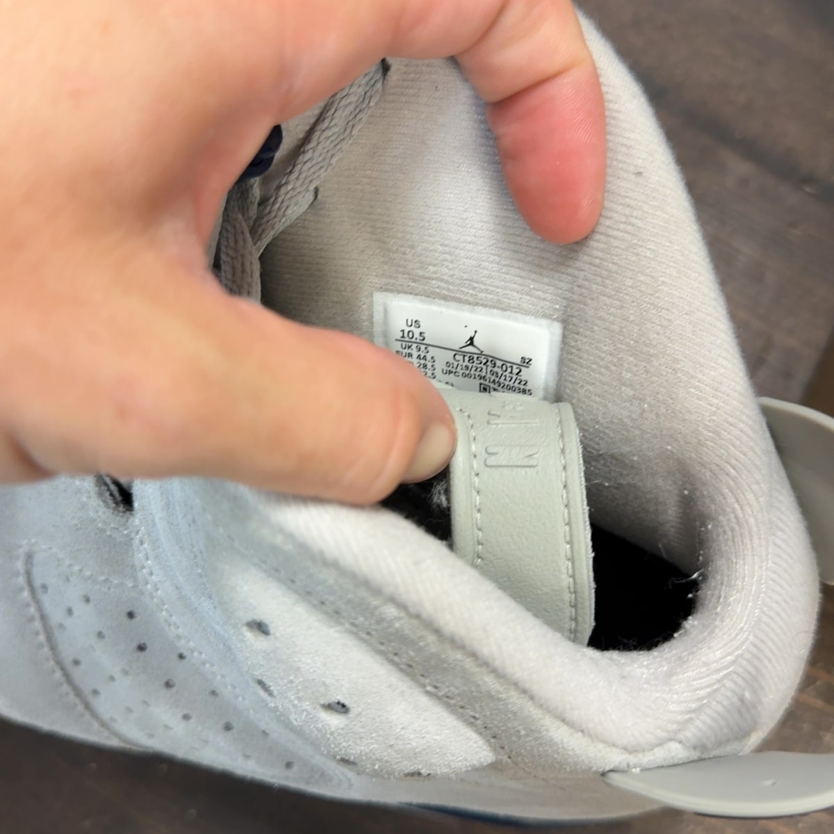 Jordan 6 Retro Georgetown (2022) Size 10.5 (Pre-Owned) - Image 7