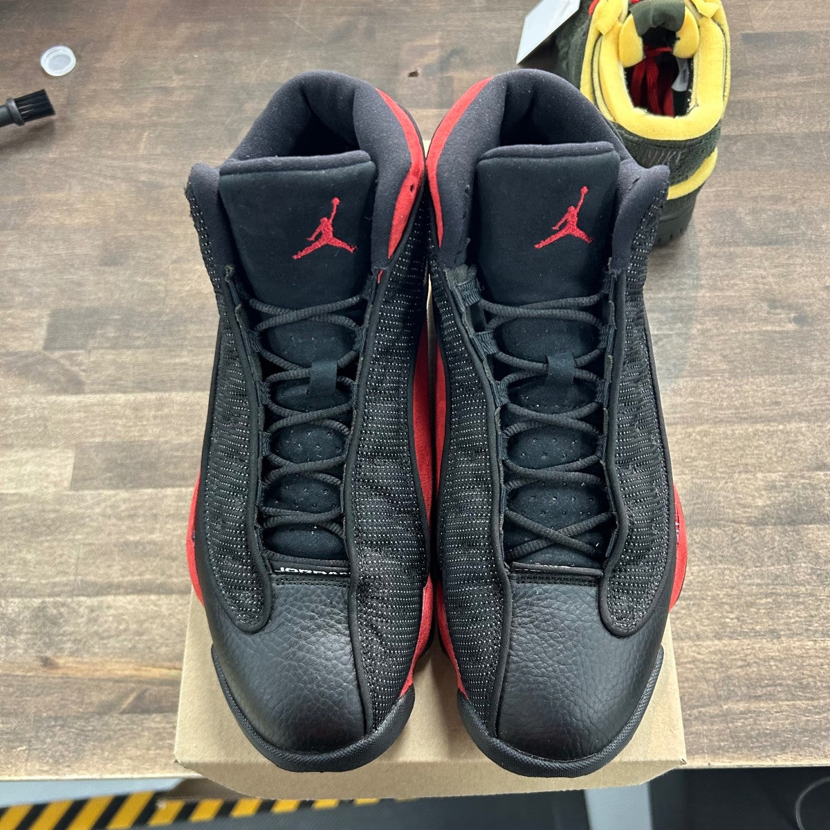 Jordan 13 Retro Bred (2017) Size 10.5 (Pre-Owned) - Image 2