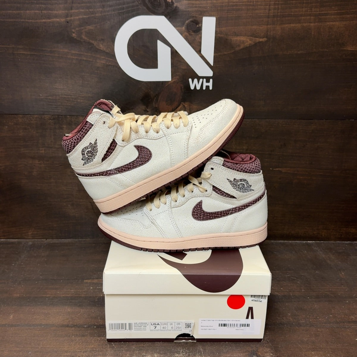 Jordan 1 Retro High OG A Ma Maniére Size 7 (Pre-Owned) - Image 1