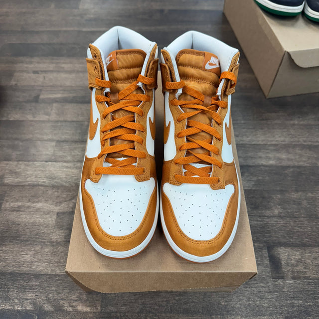 Monarch Nike Dunk High (USED,No Box)