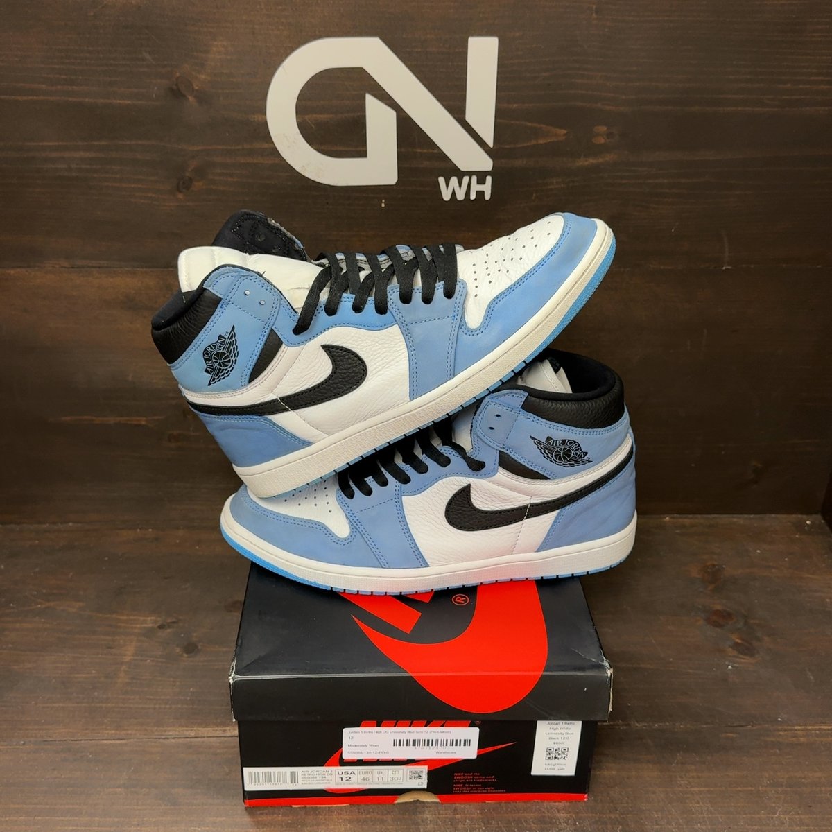 Jordan 1 Retro High OG University Blue Size 12 (Pre-Owned) - front